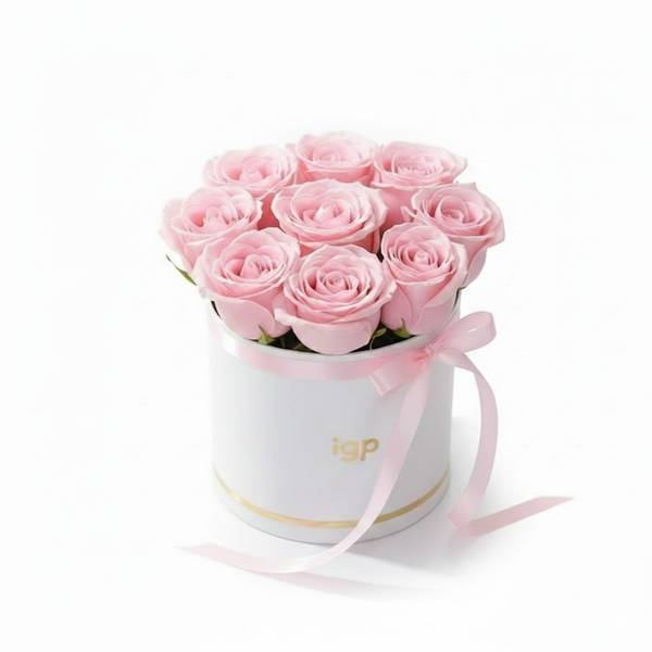 9 Pink Roses Elegant Flower Box