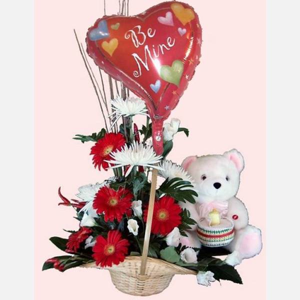 Basket arr with balloon and teddy bear