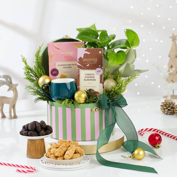 Emerald Cheer Christmas Gift Hamper