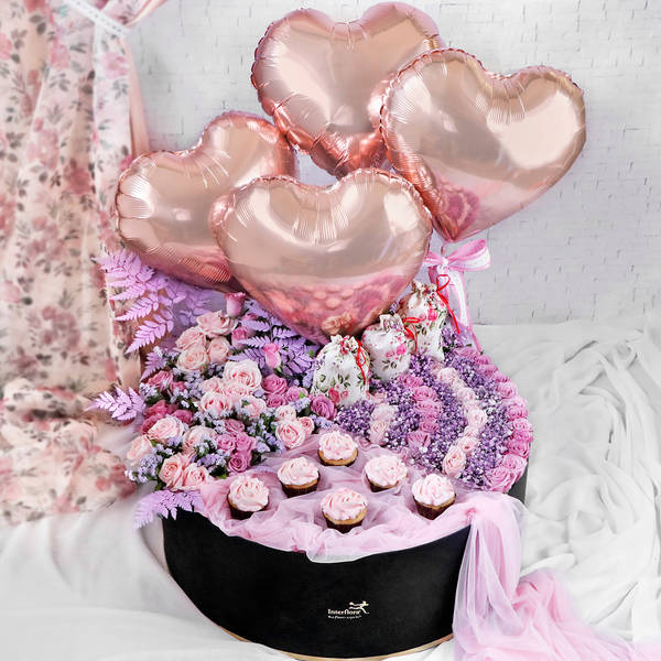 Floral Grandeur to Adore