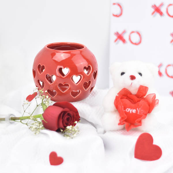 Romantic Red Valentine's Day Hamper