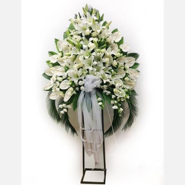 Standing Spray with Ribbon