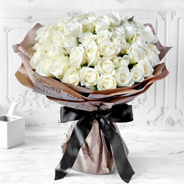 Unforgetabble 100 White Roses Hand Tied